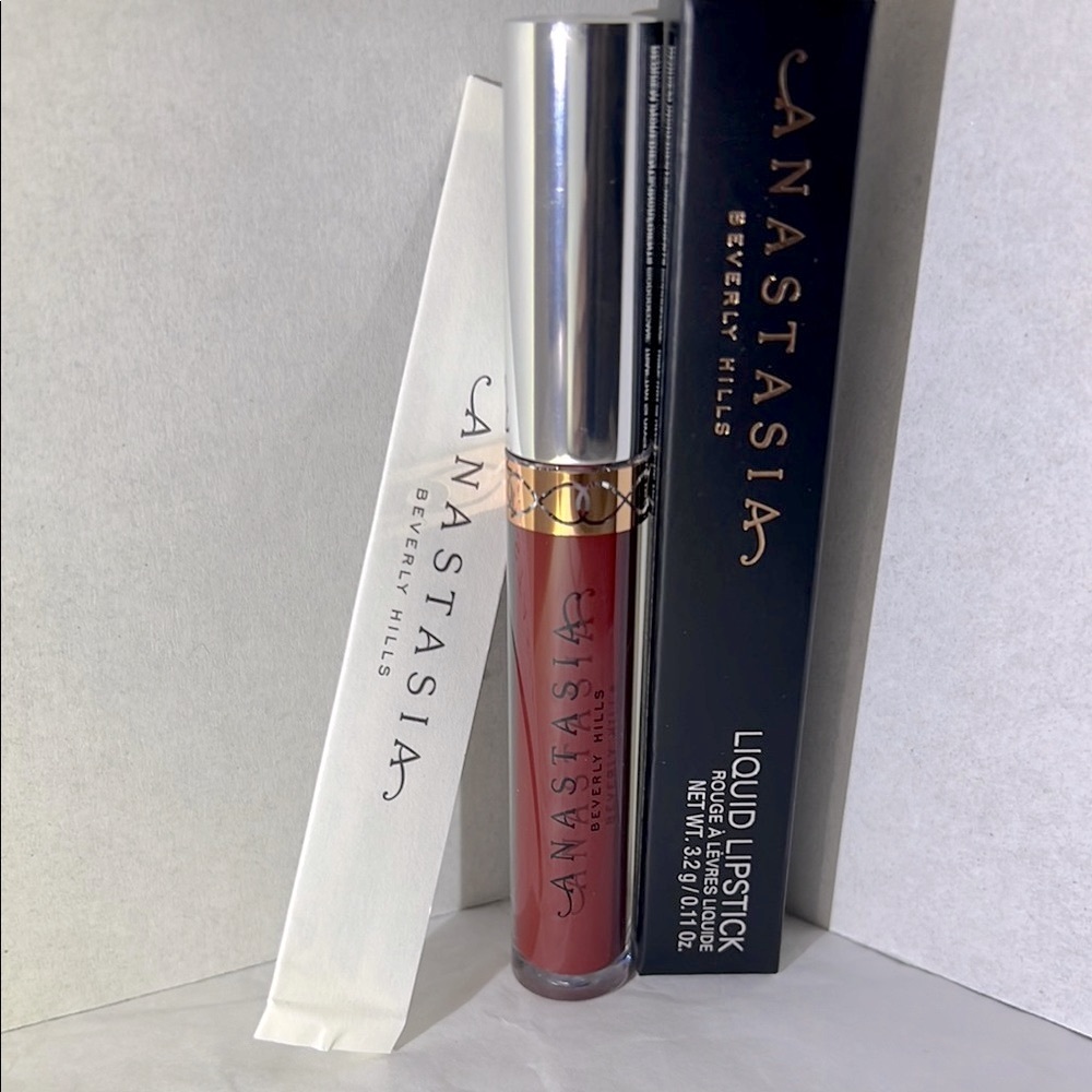 ABH Liquid Lipstick in shade ‘Heathers’